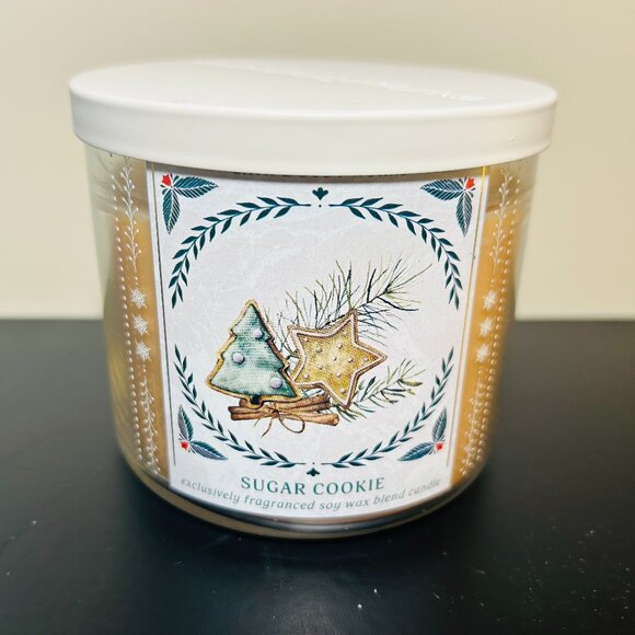 Bath & Body Works SUGAR COOKIE Three-Wick Candle NEW - Picture 1 of 4